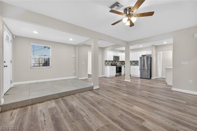 228 North 17th Street, Las Vegas, NV 89101