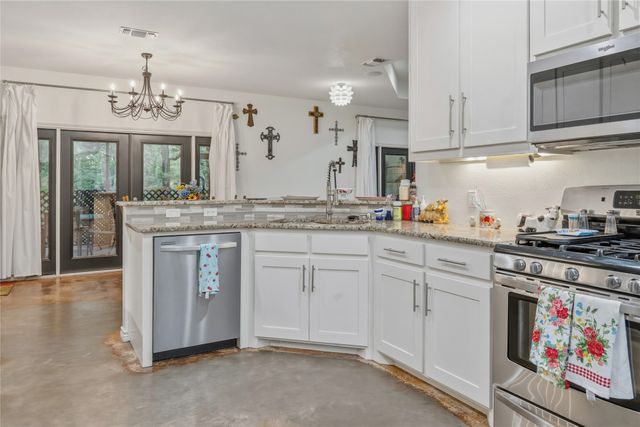 220 Rs County Road 4263, Emory, TX 75440