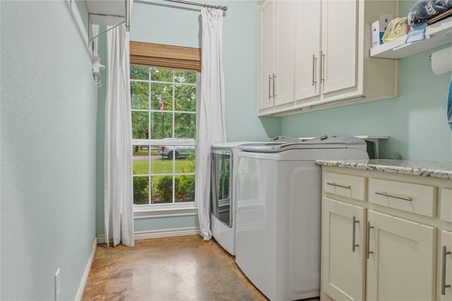 220 Rs County Road 4263, Emory, TX 75440