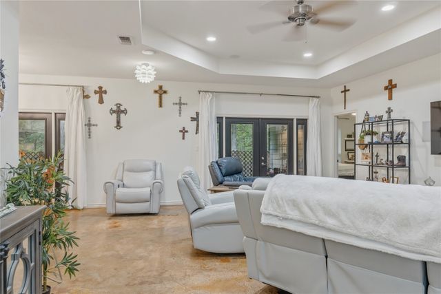 220 Rs County Road 4263, Emory, TX 75440