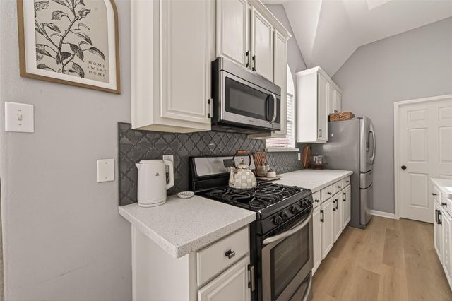 405 Pecan Grove, Dickinson, TX 77539