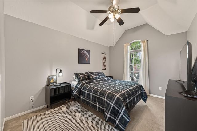 405 Pecan Grove, Dickinson, TX 77539