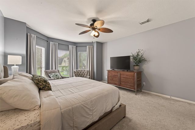 405 Pecan Grove, Dickinson, TX 77539