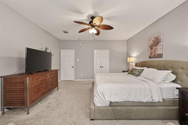 405 Pecan Grove, Dickinson, TX 77539