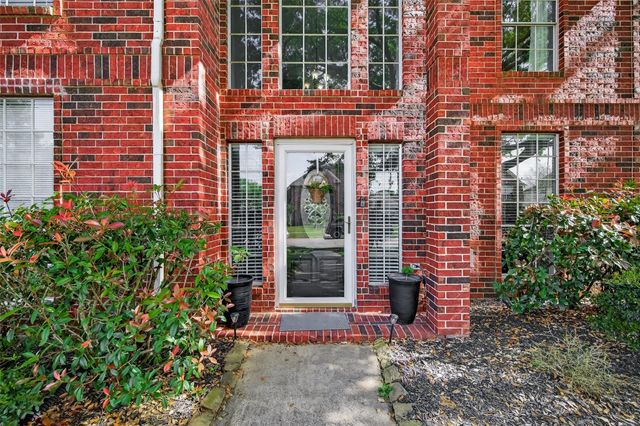 405 Pecan Grove, Dickinson, TX 77539