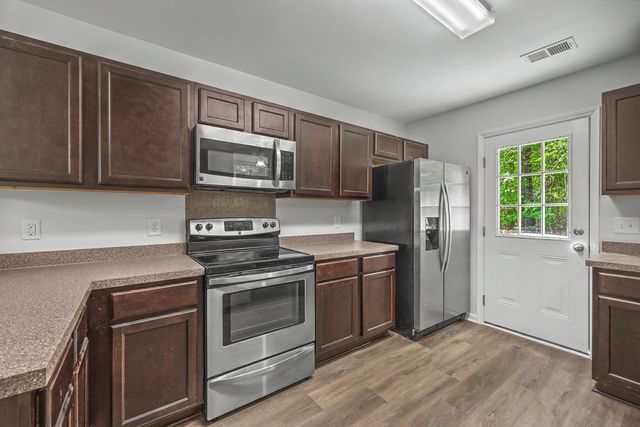 427 Savannah River Drive, Summerville, SC 29485