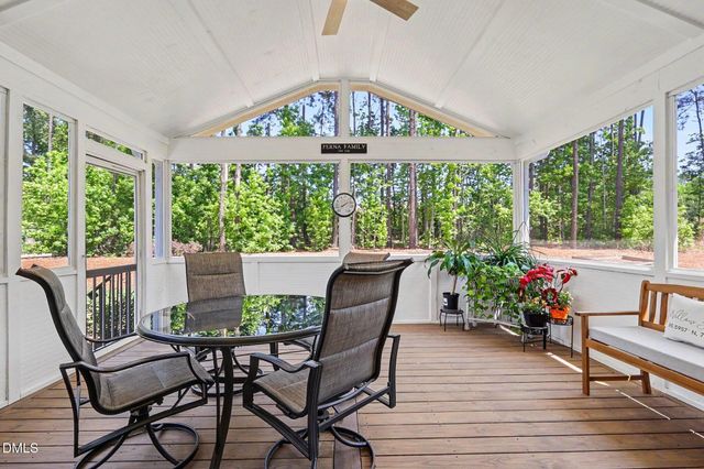 69 E Dentaires Way, Willow Springs, NC 27592