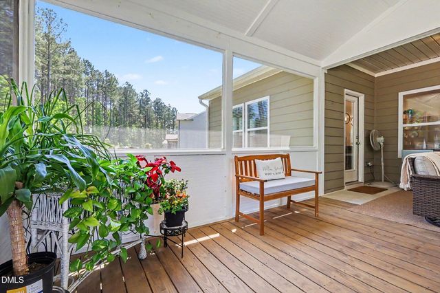 69 E Dentaires Way, Willow Springs, NC 27592