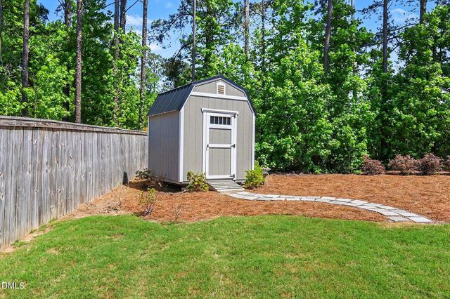 69 E Dentaires Way, Willow Springs, NC 27592