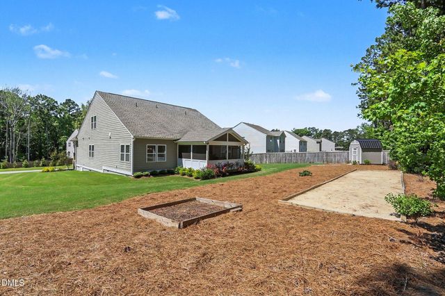 69 E Dentaires Way, Willow Springs, NC 27592