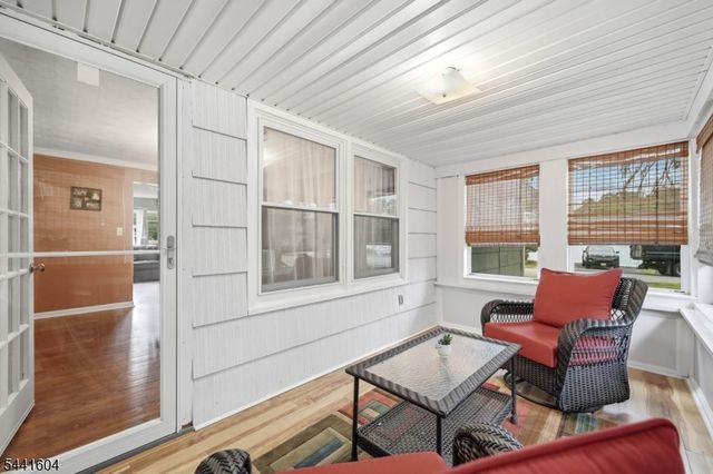19 Fredericks St, Wanaque Boro, NJ 07465