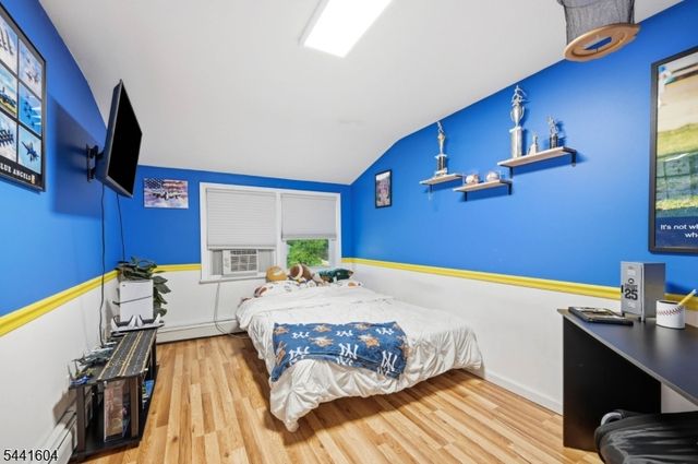 19 Fredericks St, Wanaque Boro, NJ 07465