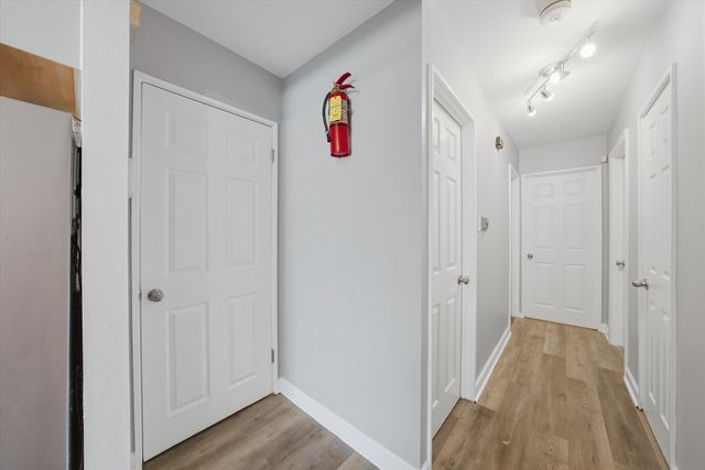 480 E 163rd Street, South Holland, IL 60473
