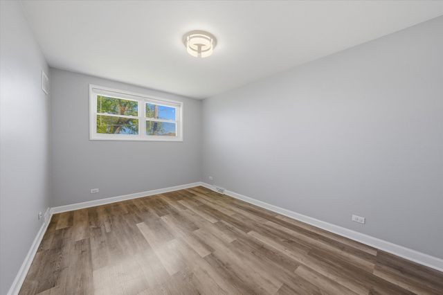 480 E 163rd Street, South Holland, IL 60473