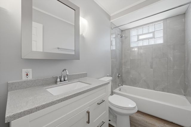 480 E 163rd Street, South Holland, IL 60473