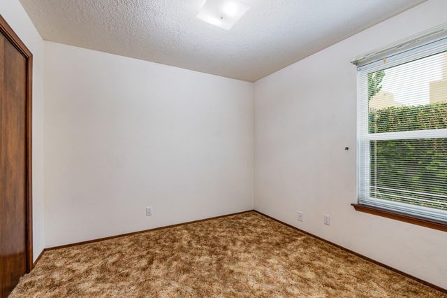 13109 Summer Place NE, Albuquerque, NM 87112