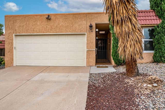 13109 Summer Place NE, Albuquerque, NM 87112