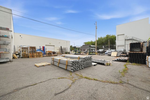 2725 S WALL AVE, Ogden, UT 84401