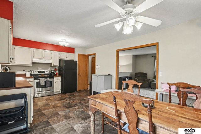 9164 Sprague Street, Omaha, NE 68134