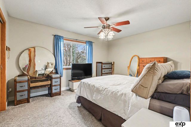 9164 Sprague Street, Omaha, NE 68134