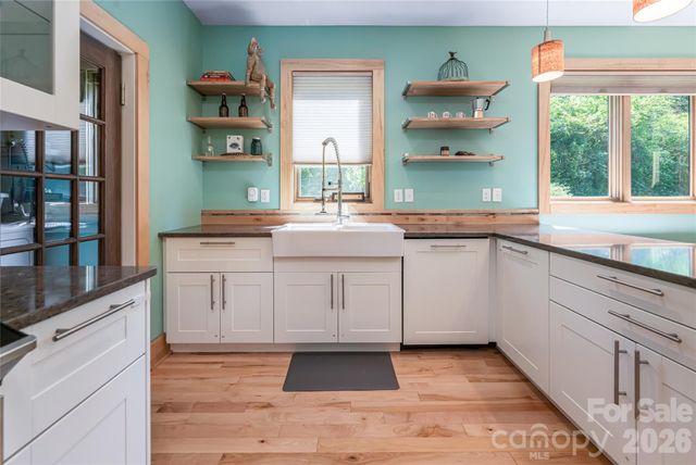 43 Upper Herron Cove Road, Weaverville, NC 28787