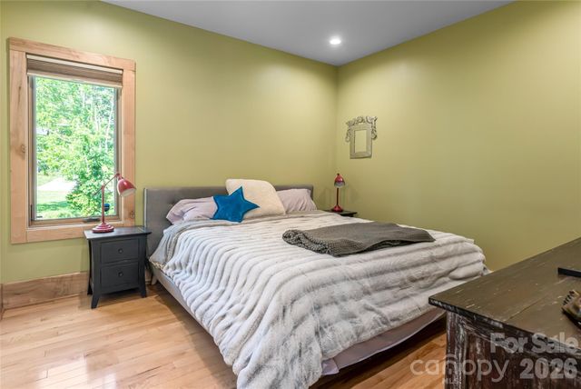 43 Upper Herron Cove Road, Weaverville, NC 28787