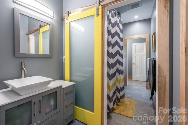 43 Upper Herron Cove Road, Weaverville, NC 28787