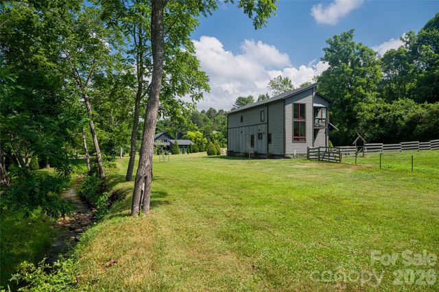 43 Upper Herron Cove Road, Weaverville, NC 28787
