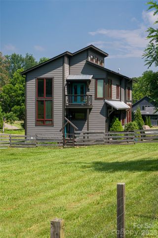 43 Upper Herron Cove Road, Weaverville, NC 28787