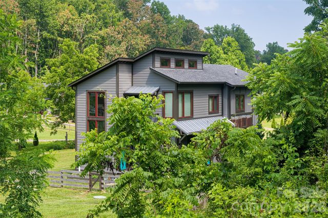 43 Upper Herron Cove Road, Weaverville, NC 28787