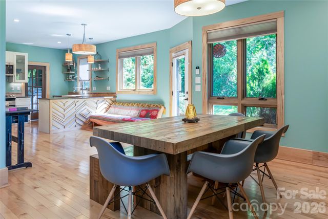 43 Upper Herron Cove Road, Weaverville, NC 28787