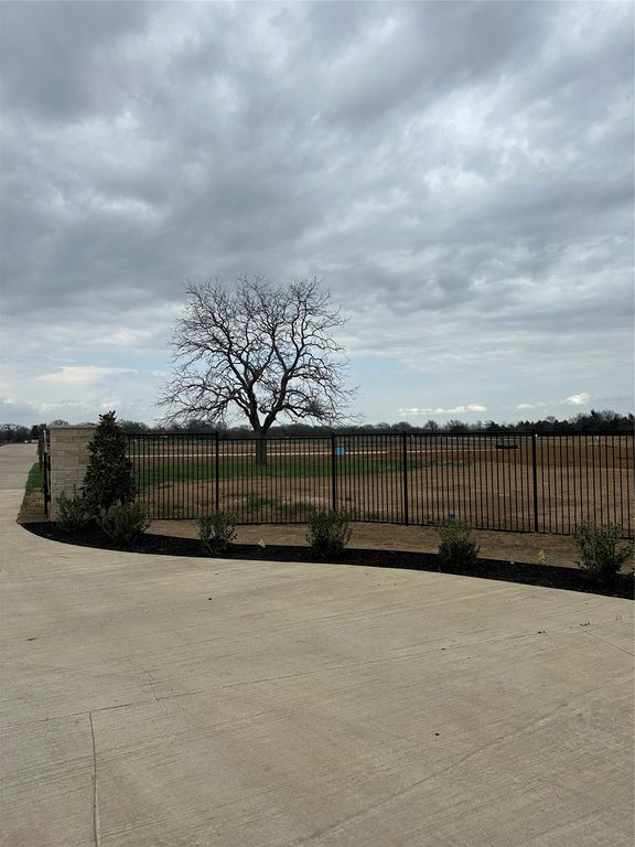 8140 Fields Road, Copper Canyon, TX 76226 — photo 3
