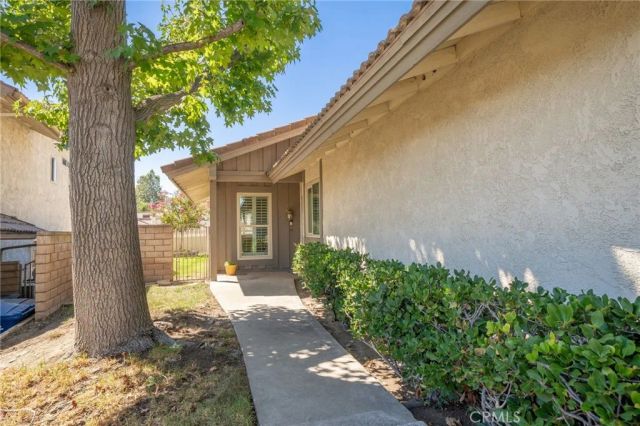 179 Oak Forest Circle, Glendora, CA 91741