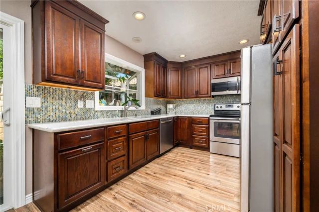 179 Oak Forest Circle, Glendora, CA 91741