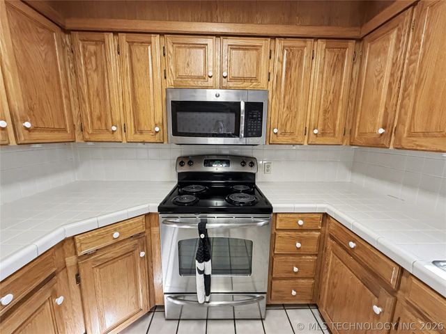 12949 Hwy 62, Tahlequah, OK 74464