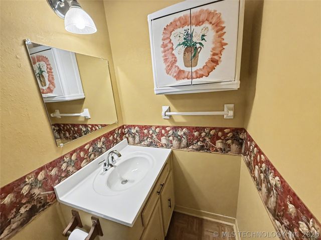 12949 Hwy 62, Tahlequah, OK 74464