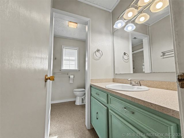 12949 Hwy 62, Tahlequah, OK 74464