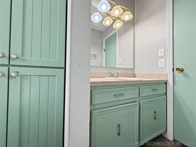 12949 Hwy 62, Tahlequah, OK 74464