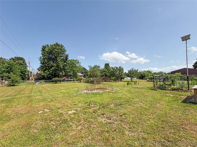 12949 Hwy 62, Tahlequah, OK 74464