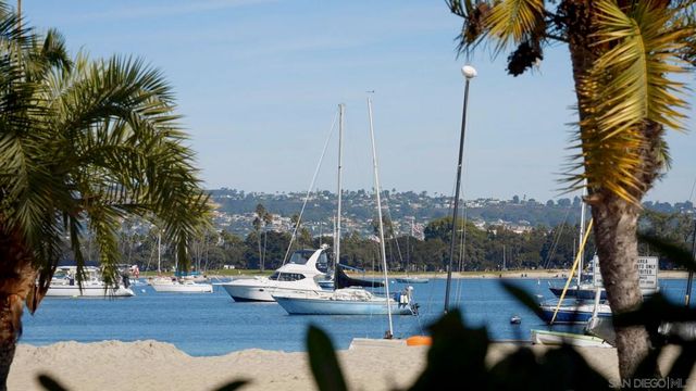 2632 Bayside Walk, San Diego, CA 92109