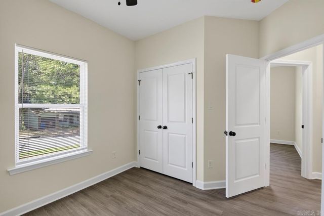 4800 Greenfield Dr, Little Rock, AR 72209