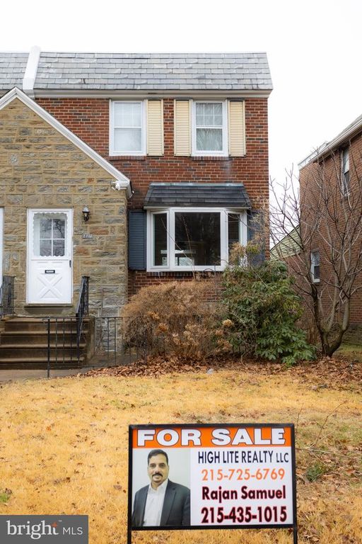 Image 1 of property listing at 6911 OXFORD AVE, Philadelphia, PA 19111
