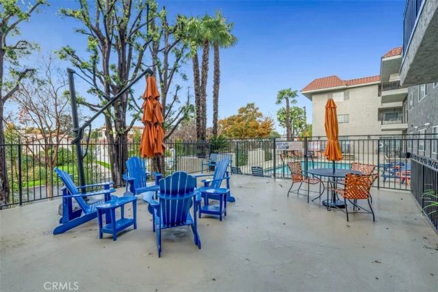 4140 Warner Boulevard 208, Burbank, CA 91505