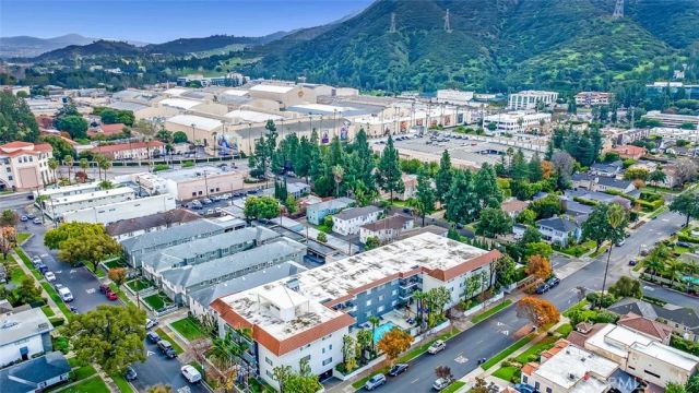 4140 Warner Boulevard 208, Burbank, CA 91505