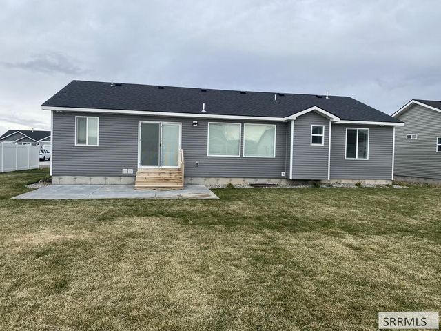 7154 S Branston Ave, Idaho Falls, ID 83402