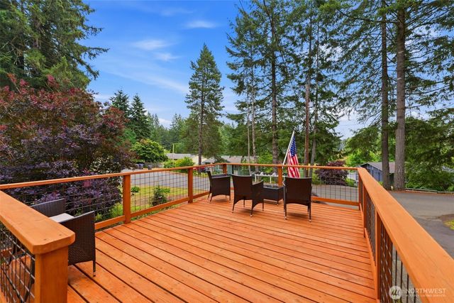 130 E Rainbow Drive, Shelton, WA 98584