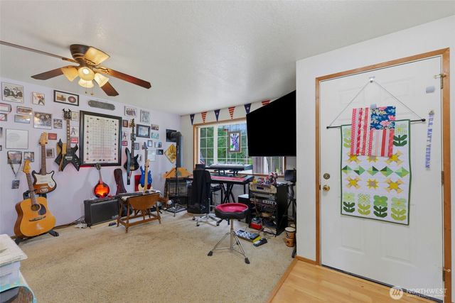 130 E Rainbow Drive, Shelton, WA 98584