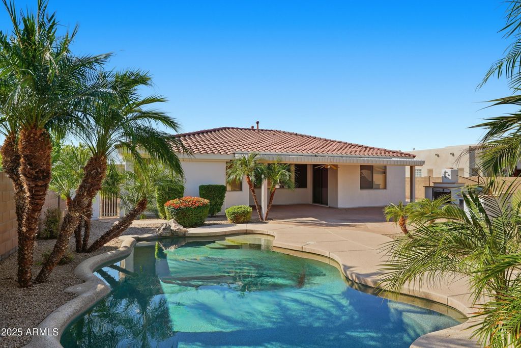 14636 W INDIANOLA Avenue, Goodyear, AZ 85395