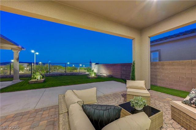 406 Nine Mile Creek Drive, Las Vegas, NV 89138