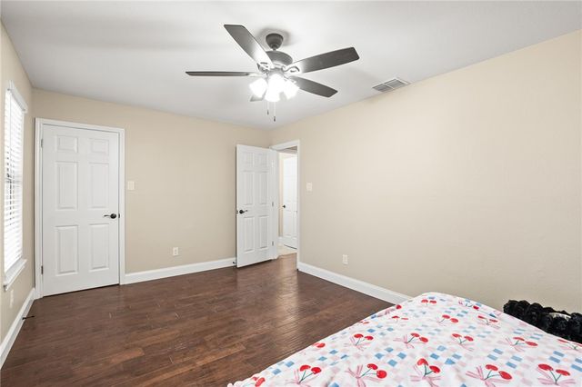 4446 Lake Superior Dr, Corpus Christi, TX 78413